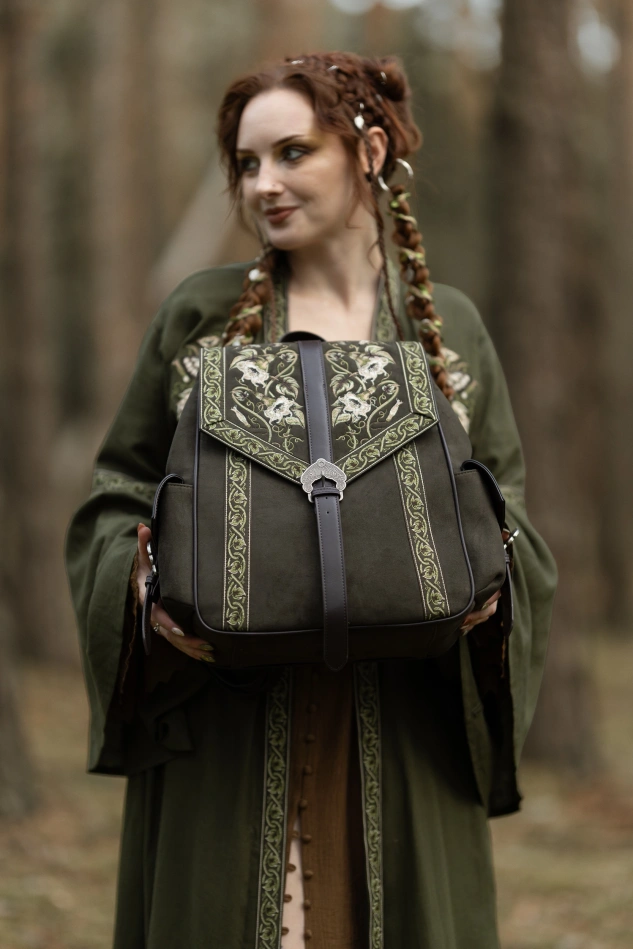 MOONVINE OLIVE RUCKSACK